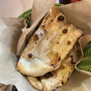 Butter Naan (N)