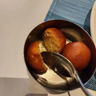 Gulab jamoon