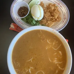 Mohinga and fried bean