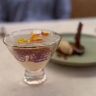 SHRIKHAND MOUSSE markrut lime, tapioca