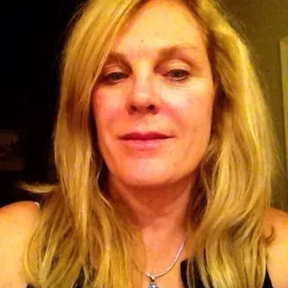 Beth W.