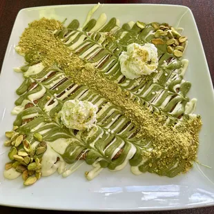 Pistachio Crepe