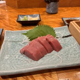 Maguro Sashimi