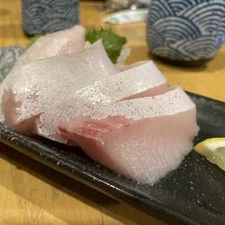 Hamachi Toro Sashimi