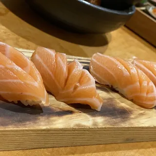 Sake Toro Nigiri