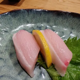 Hamachi Toro Nigiri