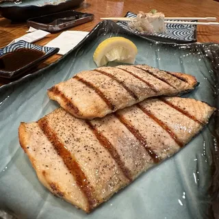 Salmon Shioyaki Dish