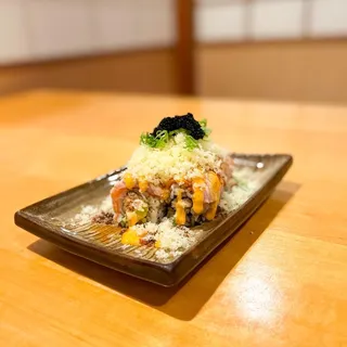Salmon Crunchy Roll