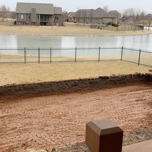 Pool dig