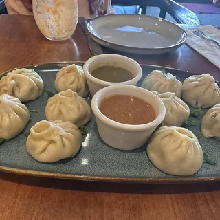 Chicken MoMo