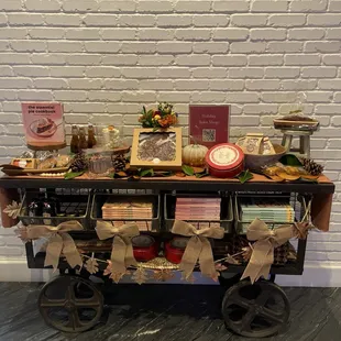 Need a snack? They have a cute holiday bake shop in the lobby! Pies, cakes, cookies!!!