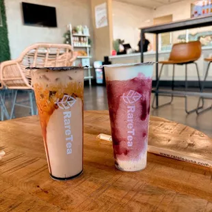 Left- Caramelized brown sugar tea Right- Strawberry Milk Tea