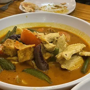 Red Curry with chicken - very spicy but delicious 4/5