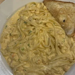 Crawfish pasta