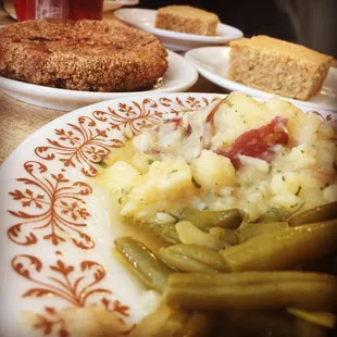 I'm visiting from Dallas &amp; will definitely be back on my next trip here - the salmon croquettes were amazing - cooked to perfection....