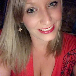 Samantha R.