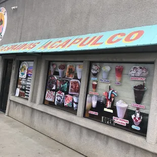 the outside of a restaurant