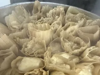 Divinos Bakery & Restaurant