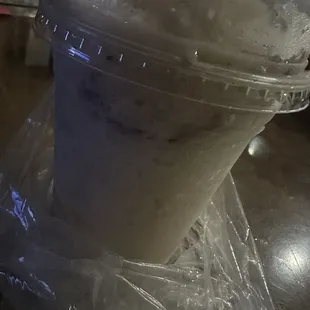 Nada de coco y poca nuez pura agua con azúcar...