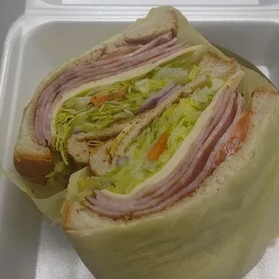 Came for lunch at El Mazatleco in Paramount the Best sandwiches in town hands Down.