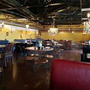 Food is extremely tasty and service is amazing. It is a hidden gem of OKC..