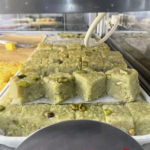 Pistachio burfi
