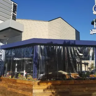 Covered &amp; heated patio