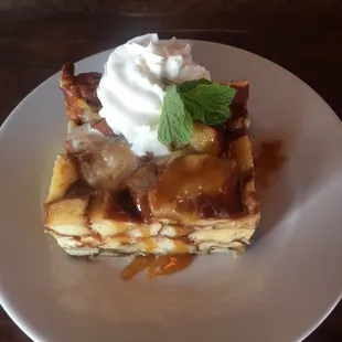 Pretzel bread pudding