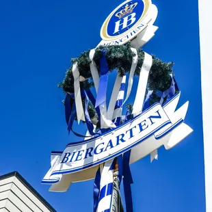 Original Maibaum imported from Munich