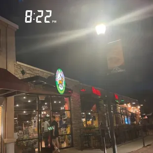 2nd group of people got kicked out- be careful they close early randomly.