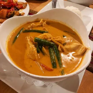 Red Curry Entree