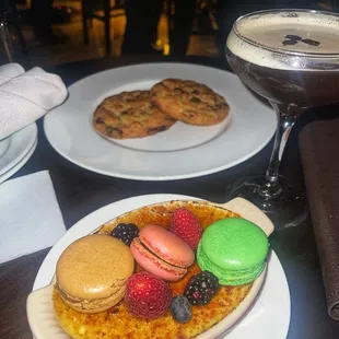 Creme brûlée &amp; cookies