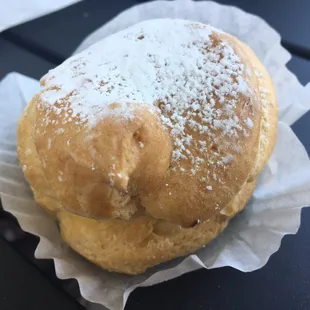 Cream puff