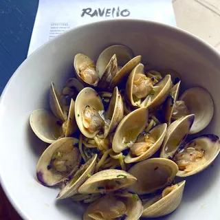 Clams Bianco