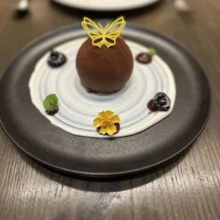 Pistachio tartufo