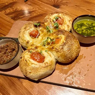 Tomato e Mozzarella Focaccia