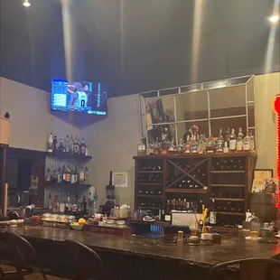 Full Bar