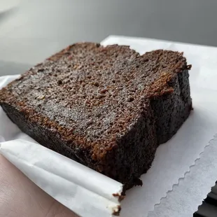 Slice of the gingerbread cake.