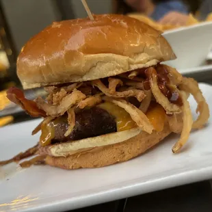 Bbq bacon burger