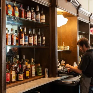 Full Bar