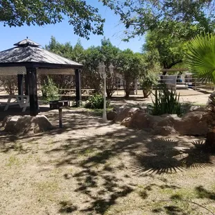 The pone is a'flowing! 3