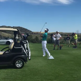 Bubba Watson giving a clinic for supporters of the Infinite Hero Foundation.