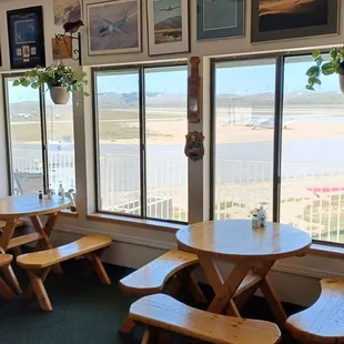 Dining area overlooking glider runway