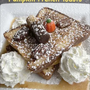 Halloween special  
 Pumpkin French Toast 
 (Until 31 Oct)