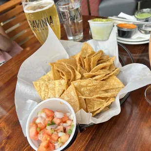 Chips, Salsa, Guac