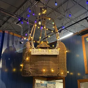 Hot air balloon basket