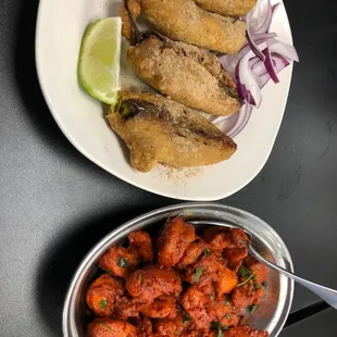 food, bbq chicken, bbq wings, poultry, chicken, fried chicken wings, fried chicken, chicken wings, chicken wings and fried chicken