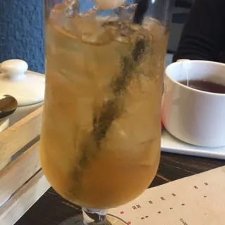 Lychee Iced Tea