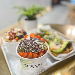 Custom Bowls &amp; Adaptogenic Mushroom Toast