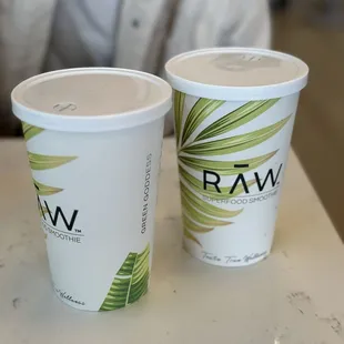 Chocolate protein smoothie and green goddess